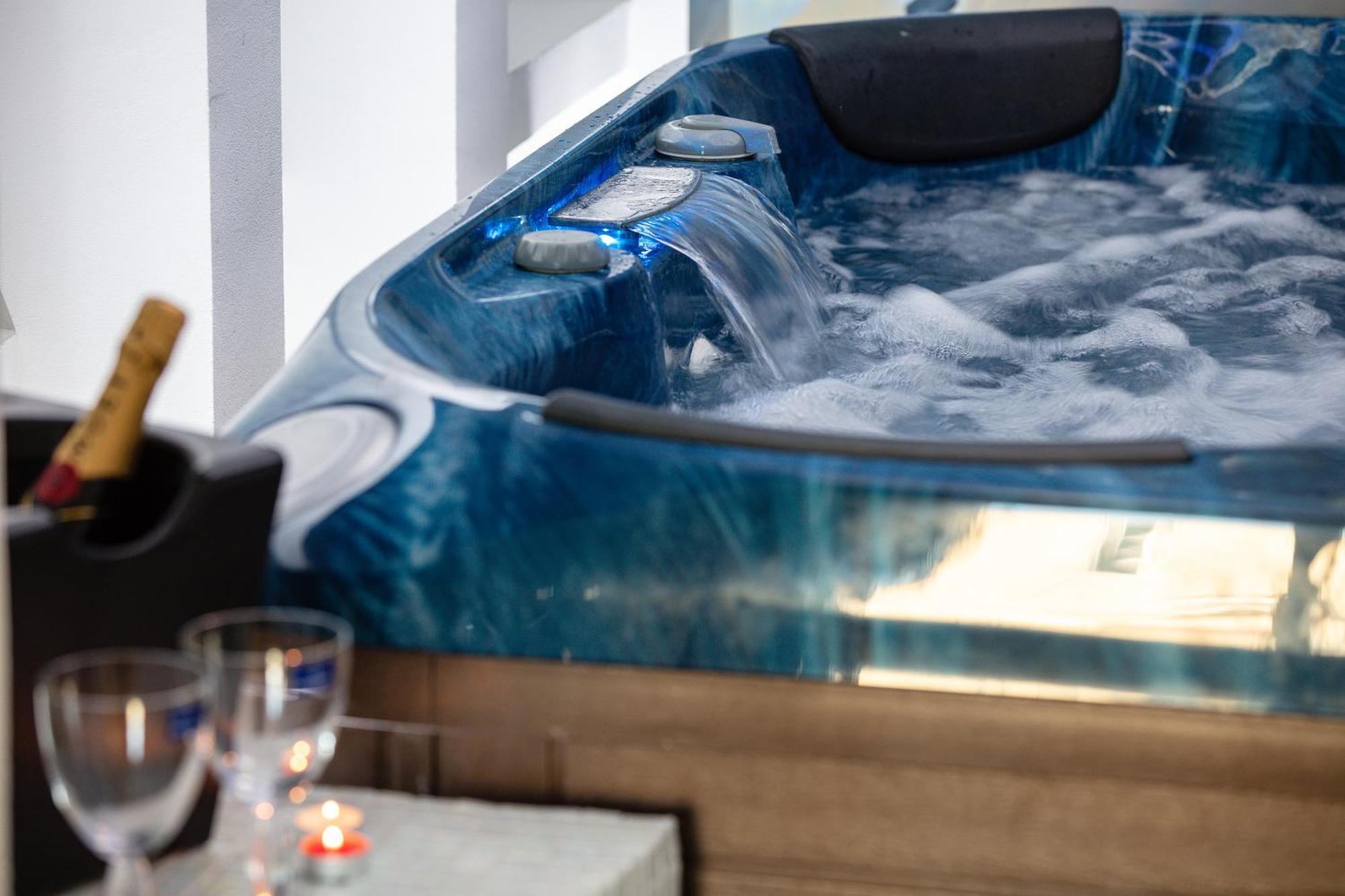 De President Suite, Demani President Suites Сития Экстерьер фото