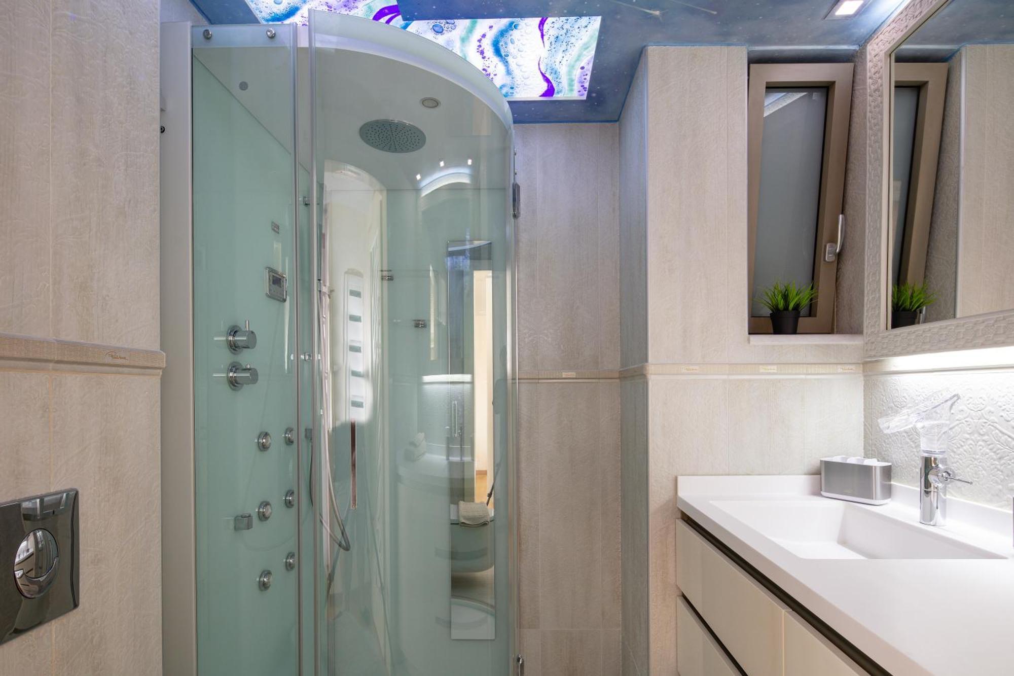 De President Suite, Demani President Suites Сития Экстерьер фото